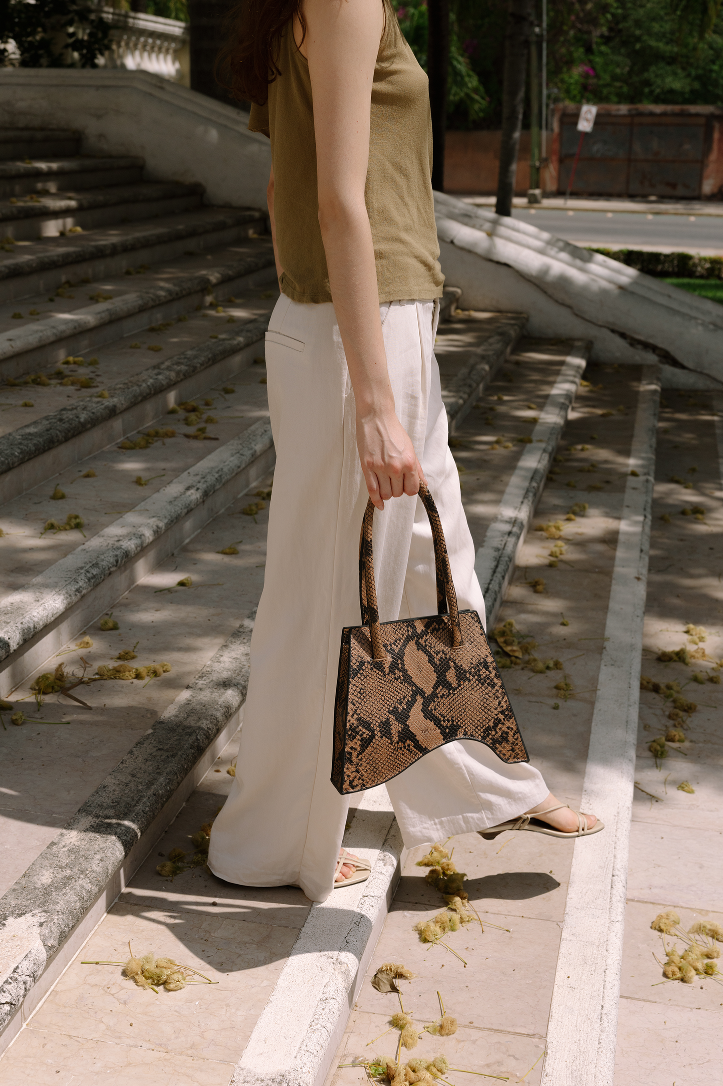 The Minué Bag Cobra